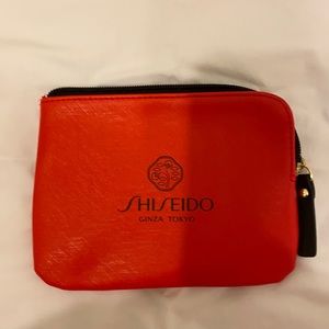 Makeup bag